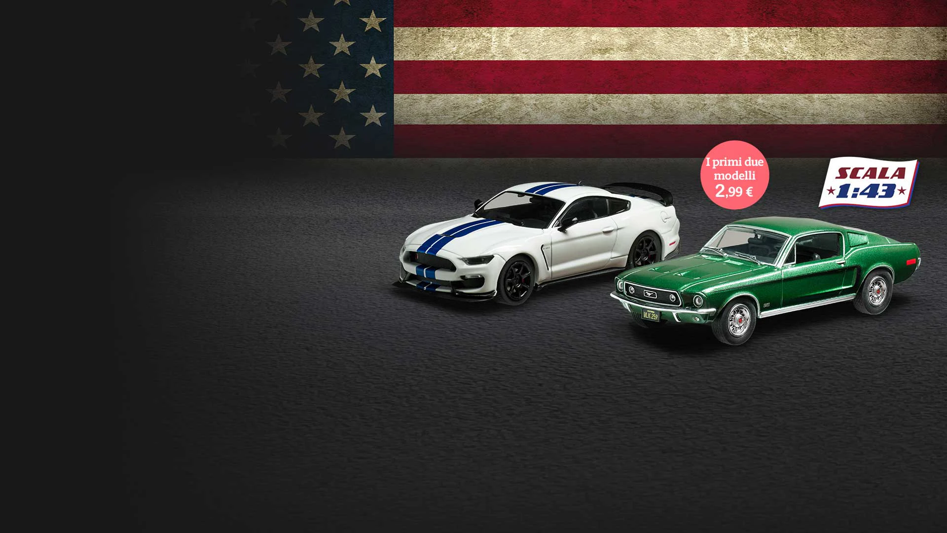 Immagine di due Mustang su sfondo grigio con bandiera degli Stati Uniti. L’immagine include il testo promozionale: “I primi due modelli 2,99 €”