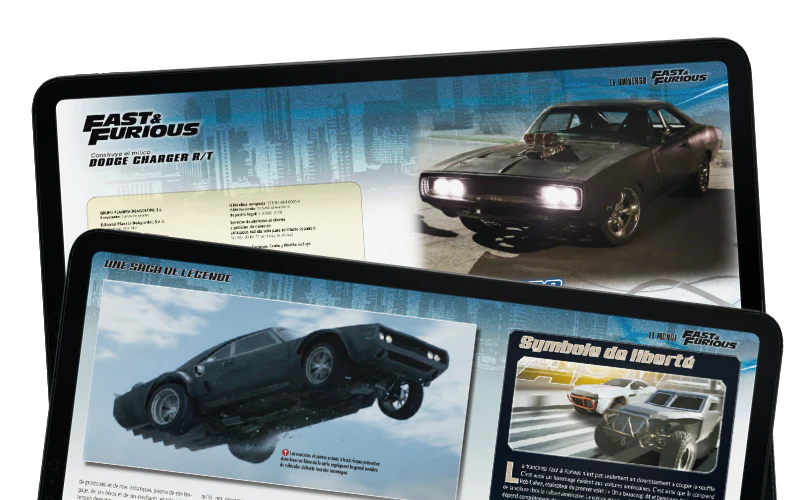 Image d’un magazine ouvert vue de loin.